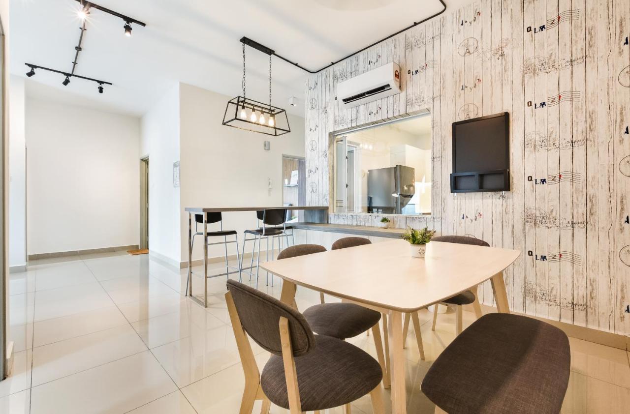 Seasons Luxury Apartment By Jk Home Johor Bahru Exterior photo