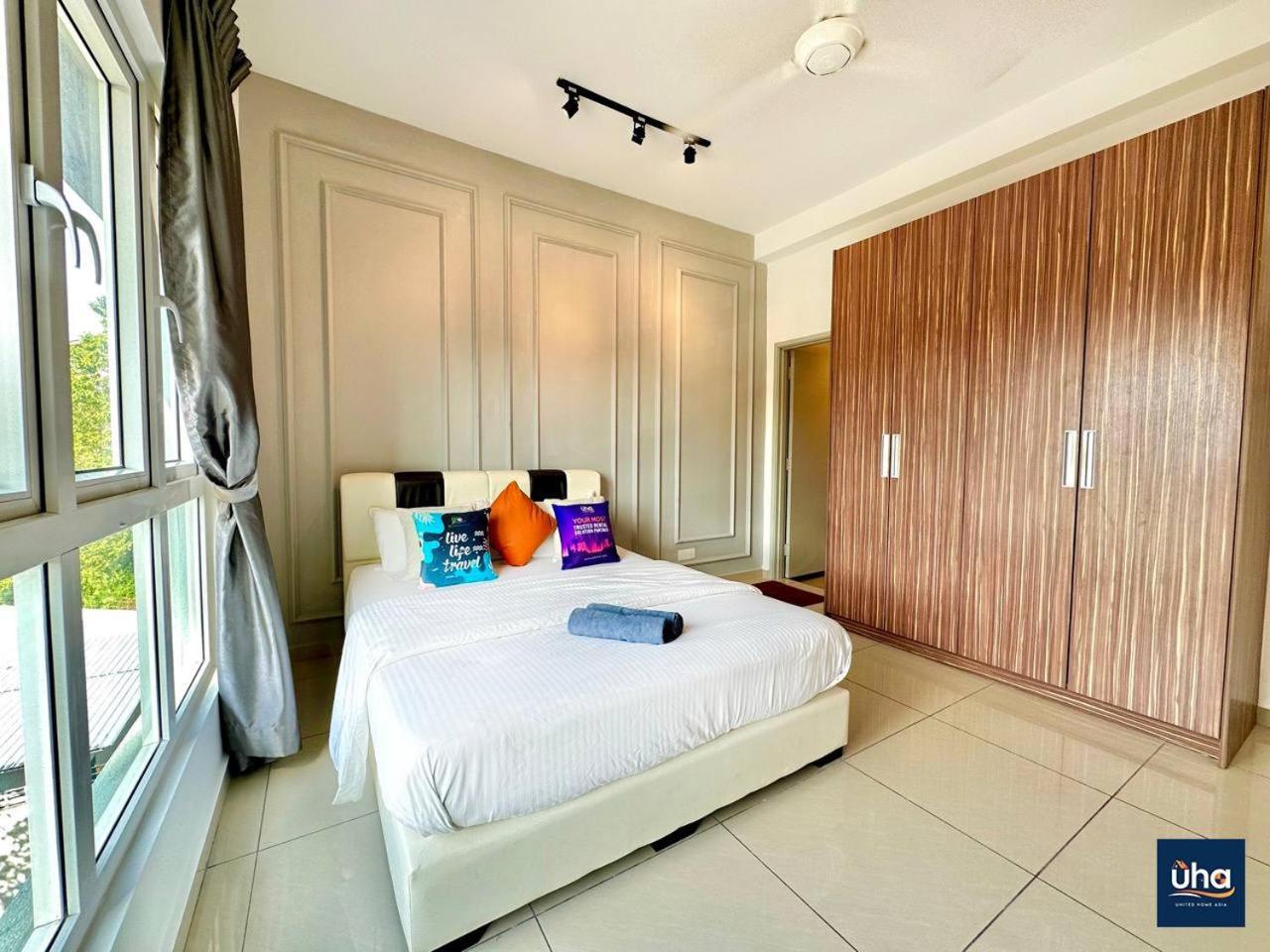 Seasons Luxury Apartment By Jk Home Johor Bahru Exterior photo
