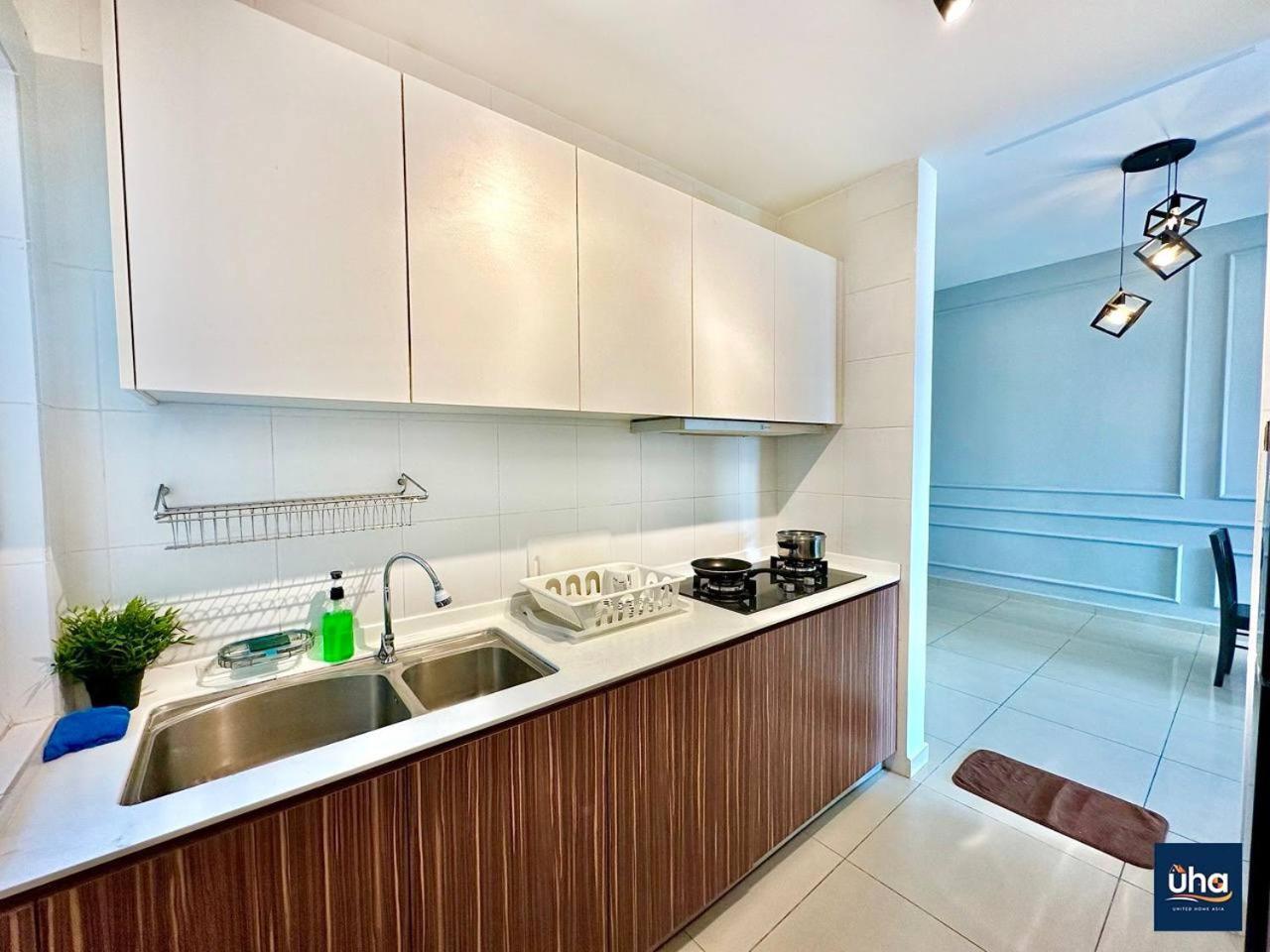 Seasons Luxury Apartment By Jk Home Johor Bahru Exterior photo